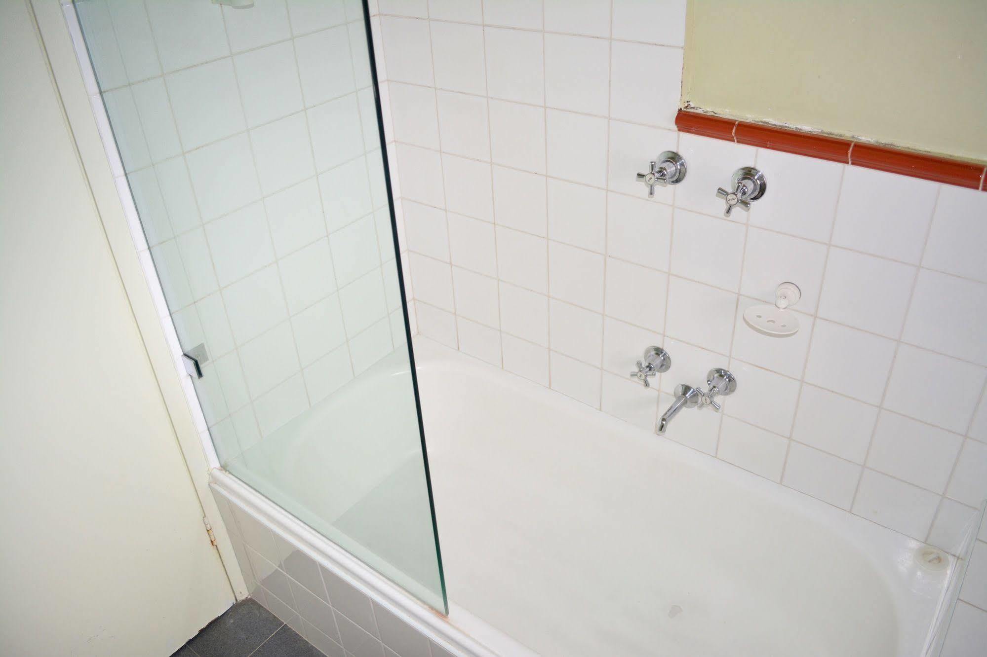 Birches Serviced Apartments Мельбурн Экстерьер фото